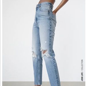 Zara ripped Mom Fit Jeans